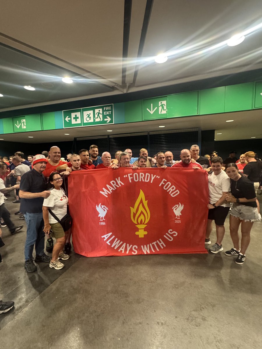 Daughter took this photo today if anyone knows them to pass it on