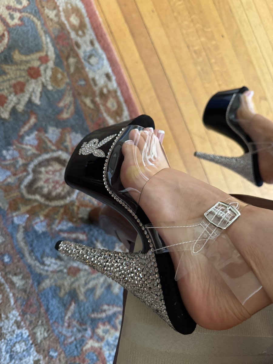 Goddess Gabrielle tweet media