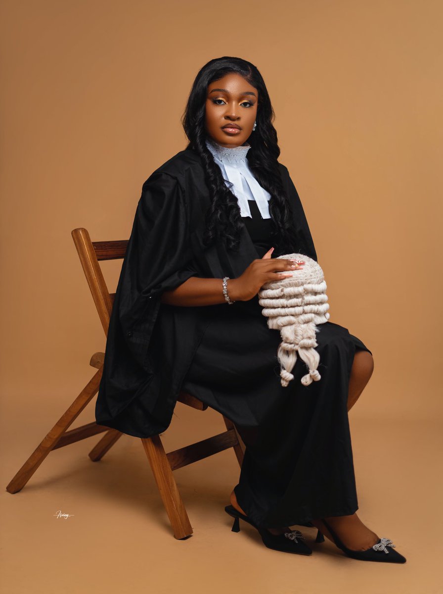 ___jayceekar's tweet photo. Today makes it exactly one month I was called to the Nigerian Bar as Barrister and Solicitor of the Supreme Court of Nigeria.
The journey getting to this point wasn’t an easy one, it was a journey filled with doubts, tears and determination.

To the glory of God, J.U Anya Esq. https://t.co/w3TtOkjVck
