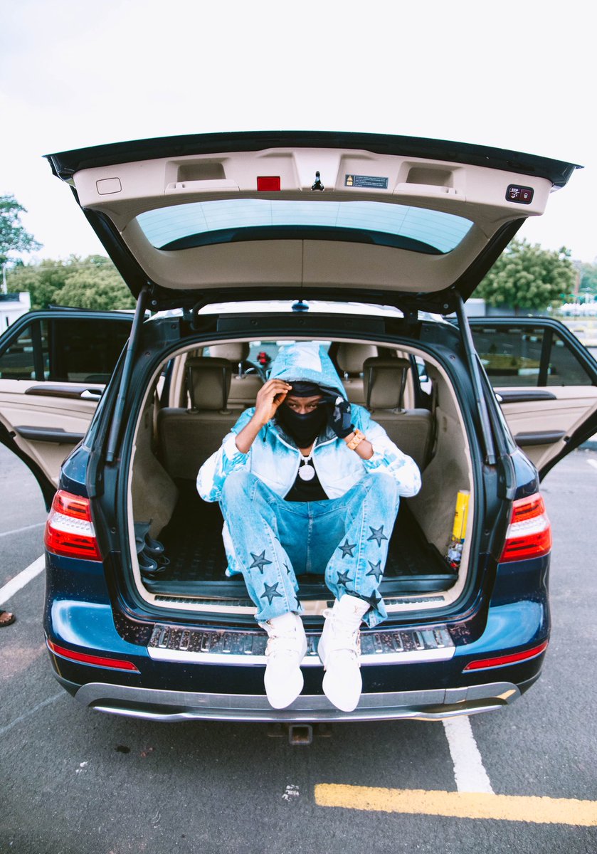 Kolaboy (@kolaboyofficial) on Twitter photo I never gave you a studio album because i wanted you all to be part of my process, the success story from the days of adversities to glory, plus i wanted to experience it all to an extent with you all before rapping or singing about it, i didn’t want to give you a fictional body I never gave you a studio album because i wanted you all to be part of my process, the success story from the days of adversities to glory, plus i wanted to experience it all to an extent with you all before rapping or singing about it, i didn’t want to give you a fictional body