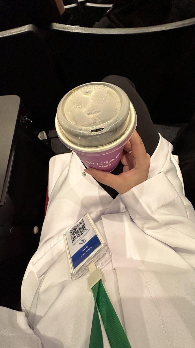 s_sa501's tweet photo. @salm_an14 

الحمد لله كانت مشاركتي في الملتقى الصحي تجربة ممتعه ، استفدت كثير من المعلومات الجديدة والنصائح المفيدة سعدت بلقاء نخبة من المختصين وتبادل الخبرات معهم، والأجواء كانت مليانة إيجابية. تجربة رائعة وفريدة في الملتقى الصحي ممتنة لكل لحظة وكل معلومة تعلمتها 💙🩺 https://t.co/TCs1JEL4Gd
