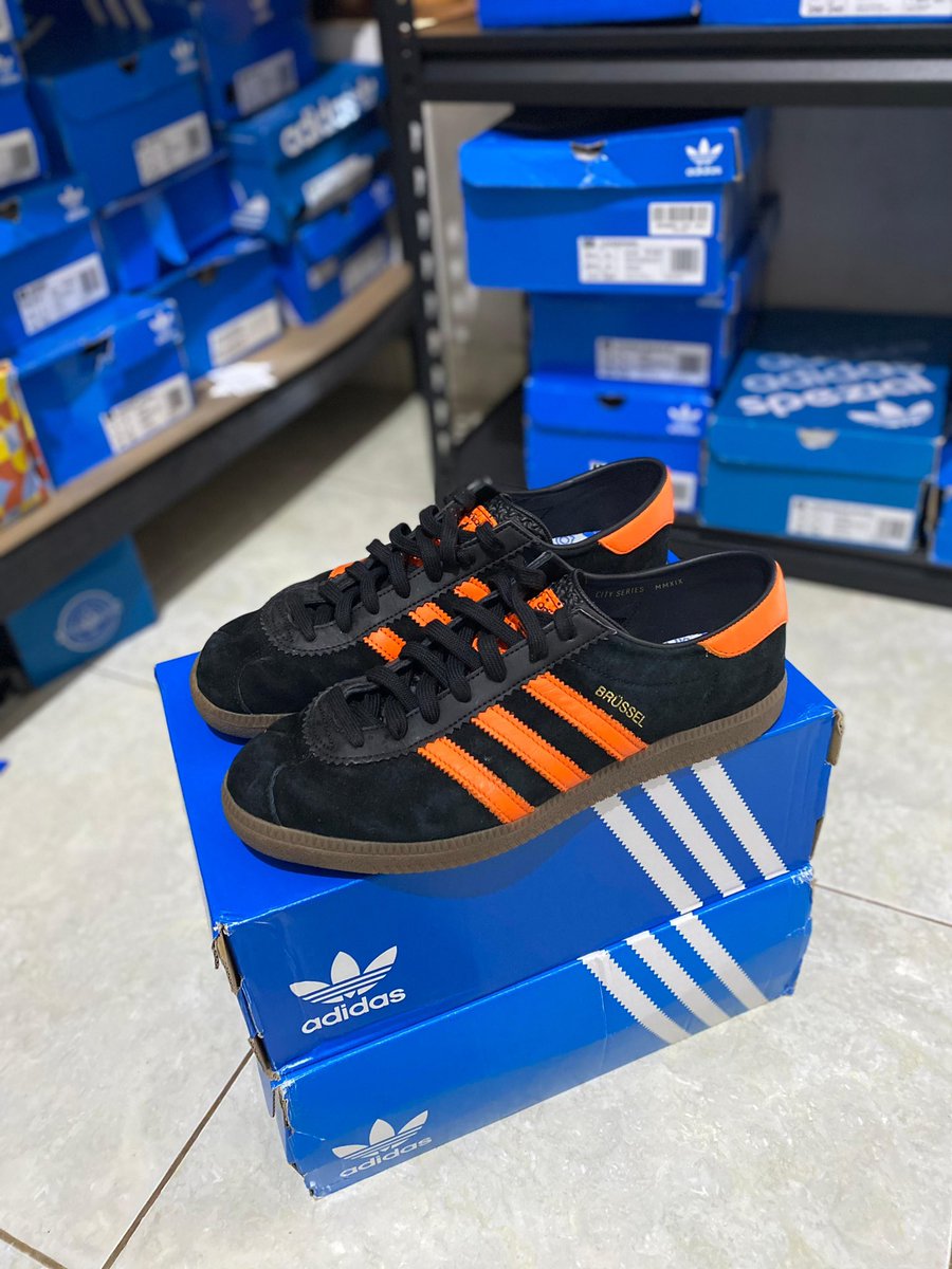 aguswid_'s tweet image. Used dan new ready barang langka kakak kakak