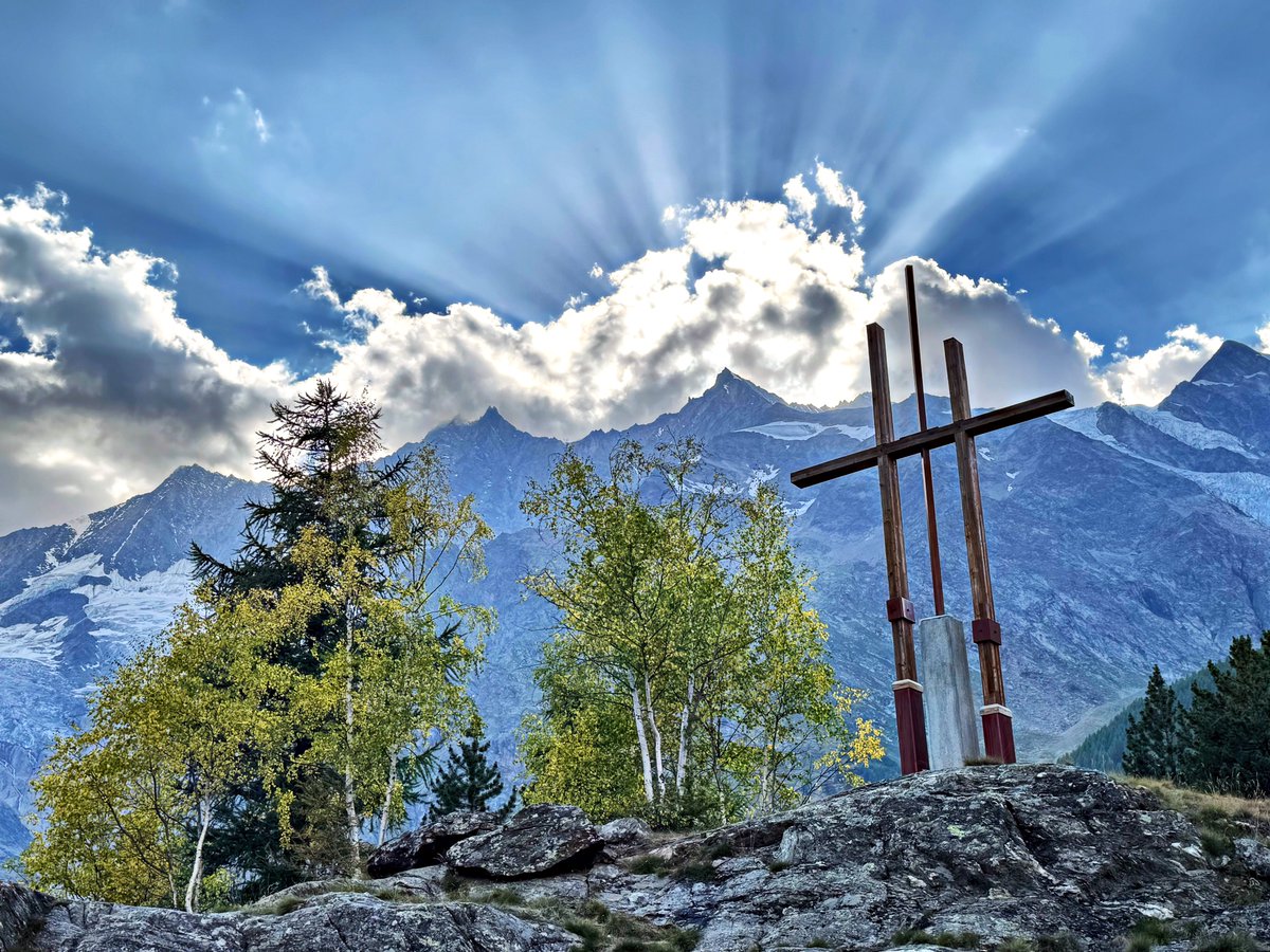 Heiterweiter66's tweet image. Zum Dritten - Guetnachti und pfuused guet ❤️🌟🏔️ #Heimat 🇨🇭