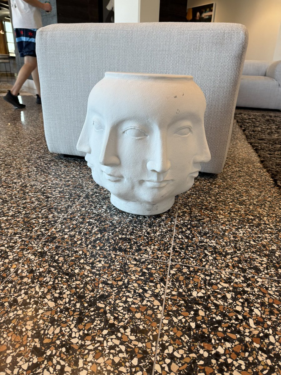 campeterpan's tweet image. The ineffable truth ahh table