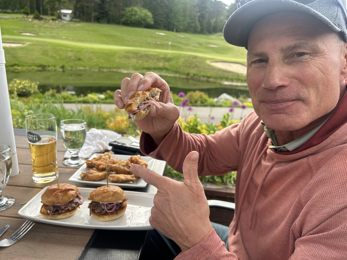 Have you tried our new sliders yet? Choose from Prime Rib, Chicken, or Fish – perfect as an appetizer or a meal!

#tricklecreekgolf #mykimberley