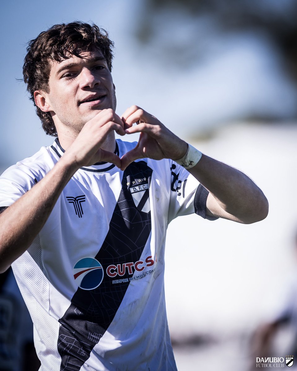Danubio Fútbol Club (@danubiofc) on Twitter photo 🫶🏼 Goles son amores… 🫶🏼 Goles son amores…