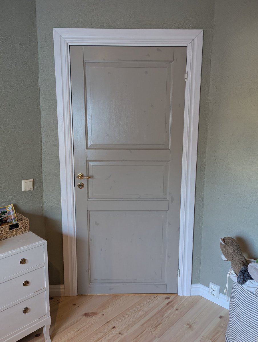 Oskar Wickström (@owickstrom) on Twitter photo Getting there with the home renovation! Getting there with the home renovation!