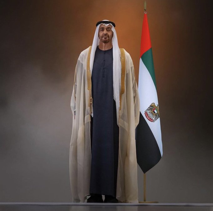 عندما يكون الرزق رئيس دولة

#محمد_بن_زايد