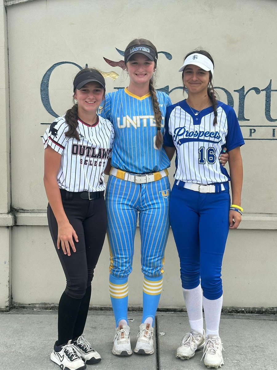 Some of our Lady Tigers at the Gulf Coast Softball Exposure Camp 💜💛🥎
Our girls are always putting in work!!🙌🏼