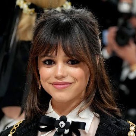 jenna ortega was prettier with eyebrows and buccal fat