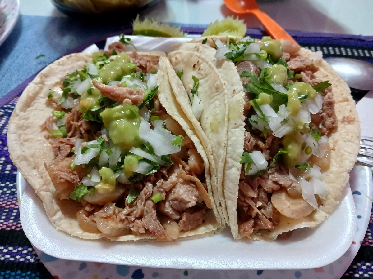 Enjoying delicius Tacos de Carnitas 🌮🌮🌮😋😋😋🇲🇽🇲🇽🇲🇽