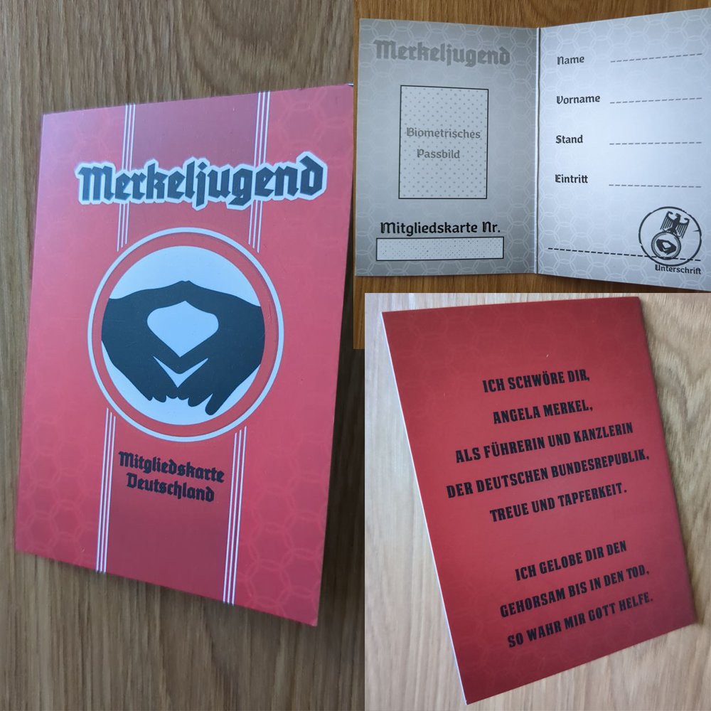 shirtzshop_de's tweet photo. https://t.co/sxGfvLcvTB <<<--- Hier gibt es noch ca. 100 Stück der legendären Ausweise der Merkeljugend für nur je 1 cent. Aber nur 1 pro Bestellung. Das Porto ist pauschal, kann nicht geändert werden. Bestellt einfach noch was anderes mit dann relativiert sich das. #GeilMerkel https://t.co/7nCQA5yKpv