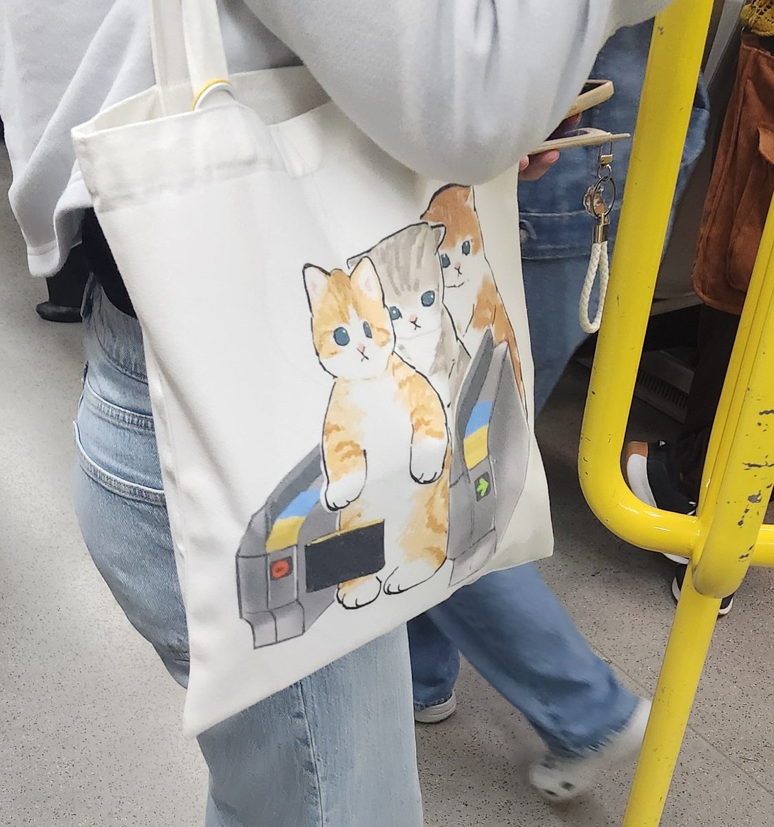 Grovel Pit Ent. (@felinethelove) on Twitter photo 