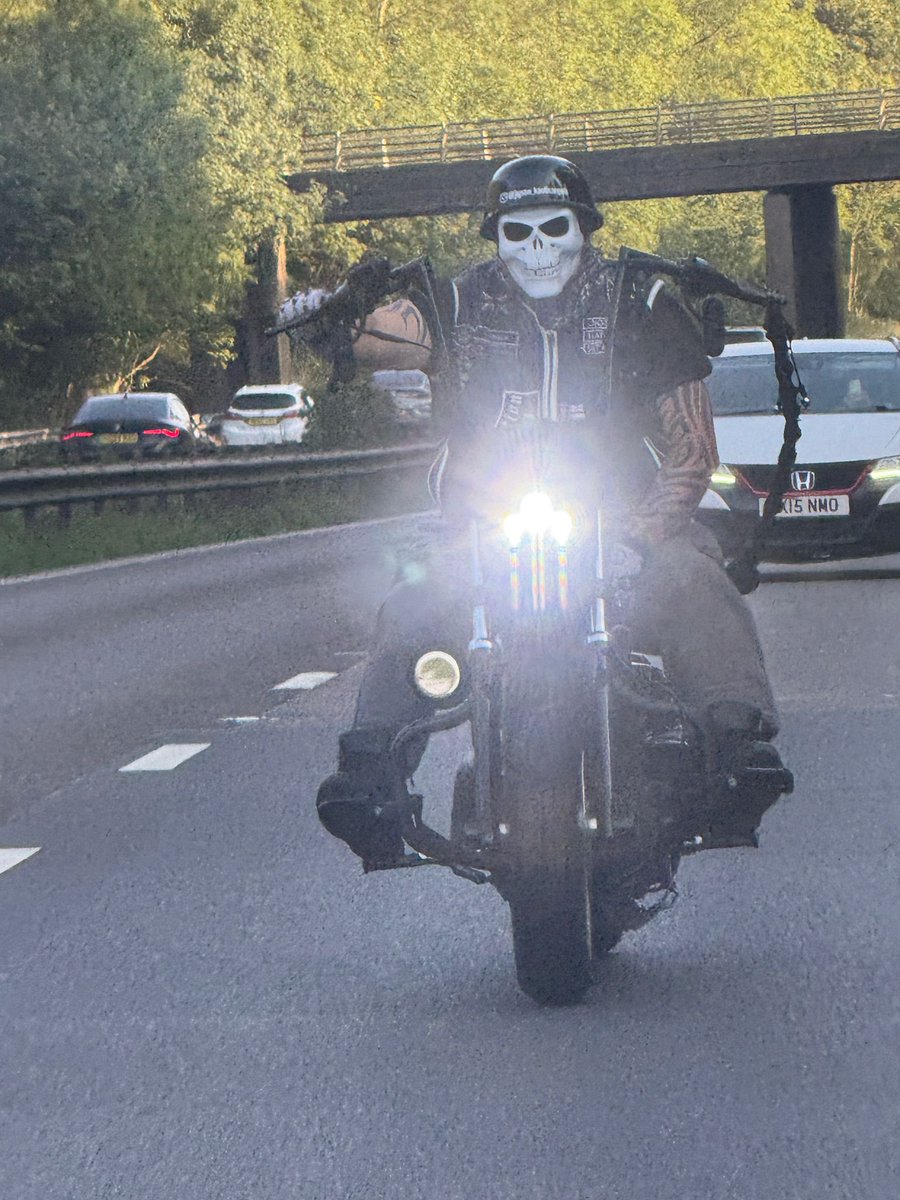 Nothing like a nice drive on a Sunday! Sons of Anarchy! 🤘🏼🤘🏼