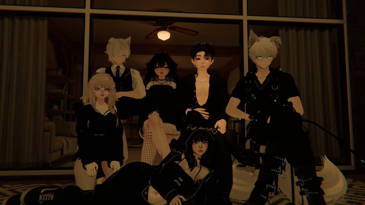 smolmeew's tweet photo. vrchat moments with my favorite humans 🫶 https://t.co/Su3reIKbkI