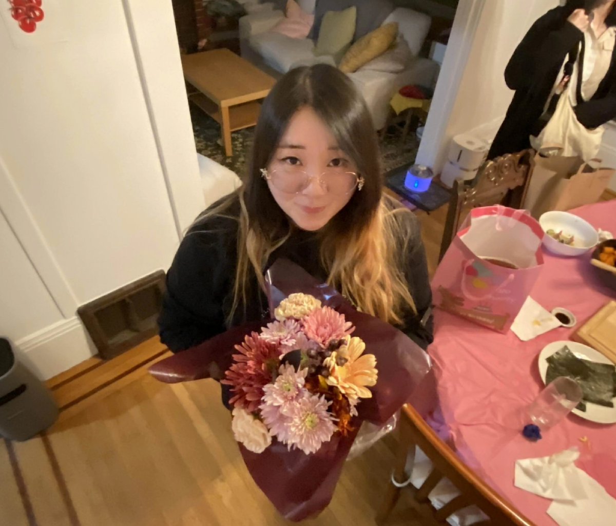 GUMI :3c tweet media