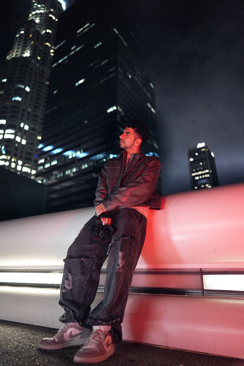 Day N Night 🏙️🌃