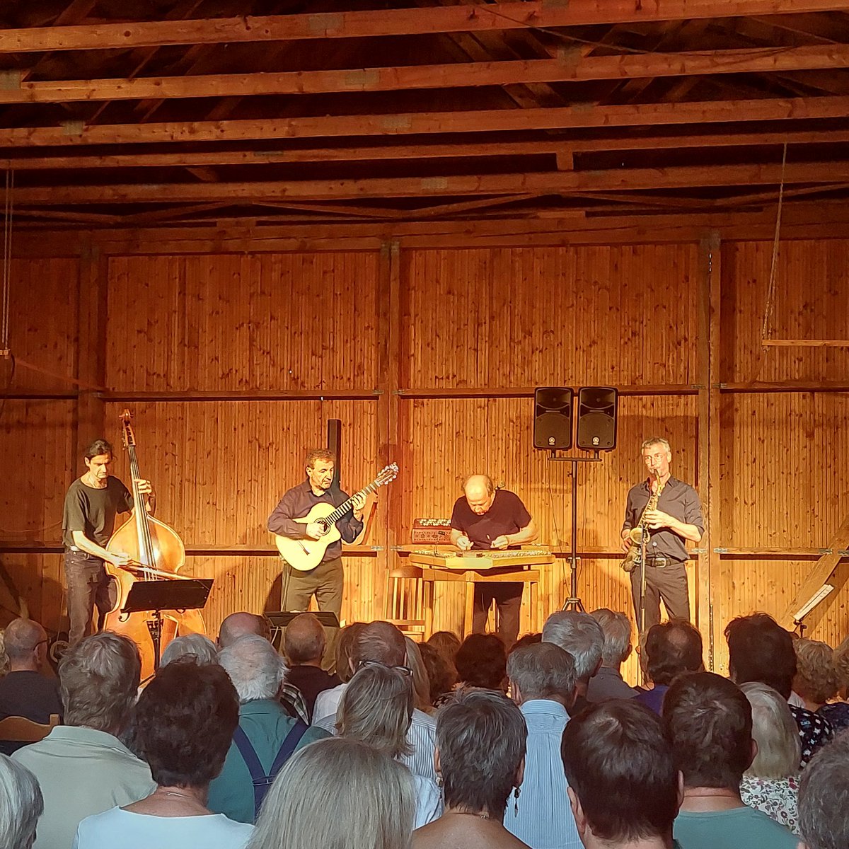 Welt Musik 
Musik für die Welt