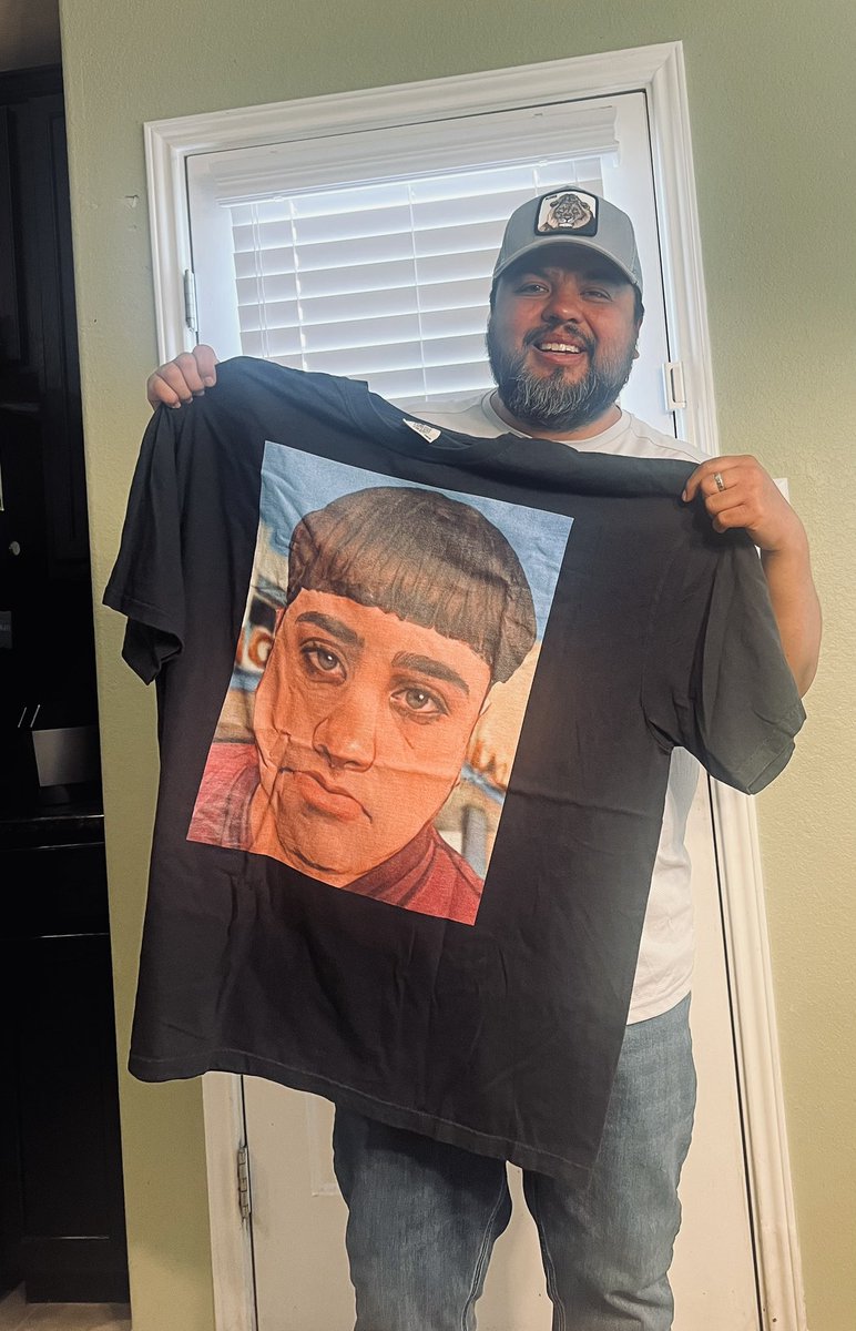 All of my dreams came true !!! Thanks for my Edgar Mike shirt guys !!! I should have gotten a 2XX but this could be my bedtime shirt 🤣🤣 Love it and love the <a href="/area210podcast/">Joe Garcia</a> <a href="/MJAcquiredTaste/">Mike Jiménez</a>