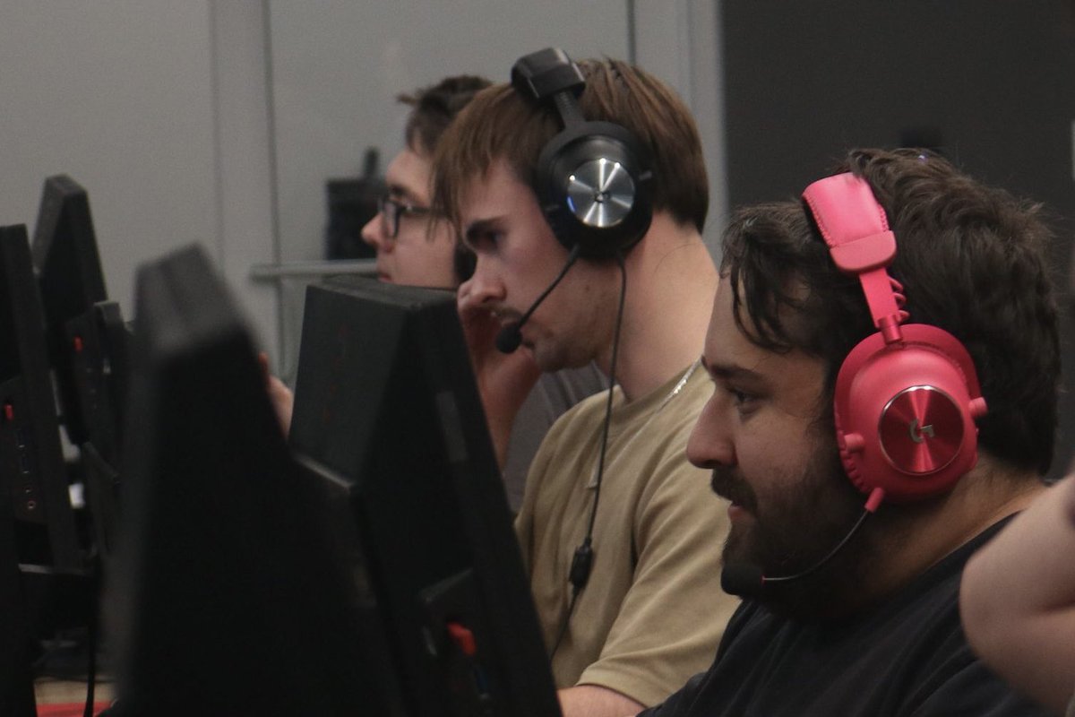 KicA (@kica_cs) on Twitter photo Won <a href="/fragadelphia/">Fragadelphia</a> Rowan, first Brit to ever win a frag event
Much love to my goats <a href="/FilipiN51/">AEROj</a> <a href="/PurnurplePanda/">PurnurplePandaCS</a> <a href="/fatguylul/">fatguy</a> <a href="/s3rumCS/">s3rum</a>
And so ends my time in NA (for now), I’ve met some great people and become a significantly worse player! See you all in a year xoxo
📷 <a href="/kitchN__/">kitchN</a> Won <a href="/fragadelphia/">Fragadelphia</a> Rowan, first Brit to ever win a frag event
Much love to my goats <a href="/FilipiN51/">AEROj</a> <a href="/PurnurplePanda/">PurnurplePandaCS</a> <a href="/fatguylul/">fatguy</a> <a href="/s3rumCS/">s3rum</a>
And so ends my time in NA (for now), I’ve met some great people and become a significantly worse player! See you all in a year xoxo
📷 <a href="/kitchN__/">kitchN</a>
