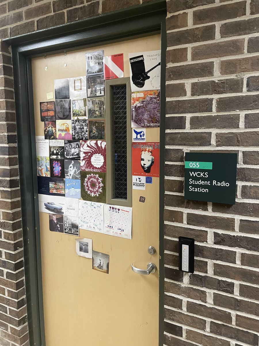 robbie triano 🌳 (@thetrianokid) on Twitter photo was in Grand Rapids this weekend and visited the ole university <a href="/GVSU/">Grand Valley State</a>
if it wasn’t for this room here my life would be completely different. almost shed a tear. long live <a href="/gvsuwhaleradio/">WCKS The Whale</a> was in Grand Rapids this weekend and visited the ole university <a href="/GVSU/">Grand Valley State</a>
if it wasn’t for this room here my life would be completely different. almost shed a tear. long live <a href="/gvsuwhaleradio/">WCKS The Whale</a>