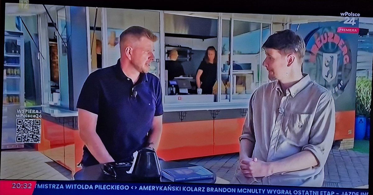 Lukasz_Glowacki's tweet photo. Oglądam program @DanielNawrocki_ w @wPolscepl - wywiad z #FilipChajzer i jest całkiem spoko. Fajnie prowadzona rozmowa. Dobrze się słucha i ogląda. https://t.co/IE99JiCV6N