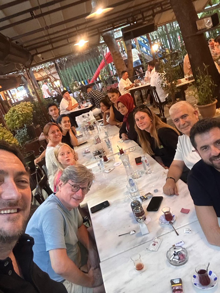 BEŞİKTAŞ.   Ailedir 🏁🦅<a href="/MesutURGANCILAR/">Mesut URGANCILAR</a> <a href="/AlperTekbudak/">Alper Tekbudak</a> <a href="/Rfkcn1/">Rfkcn 1903</a> 🤍🖤