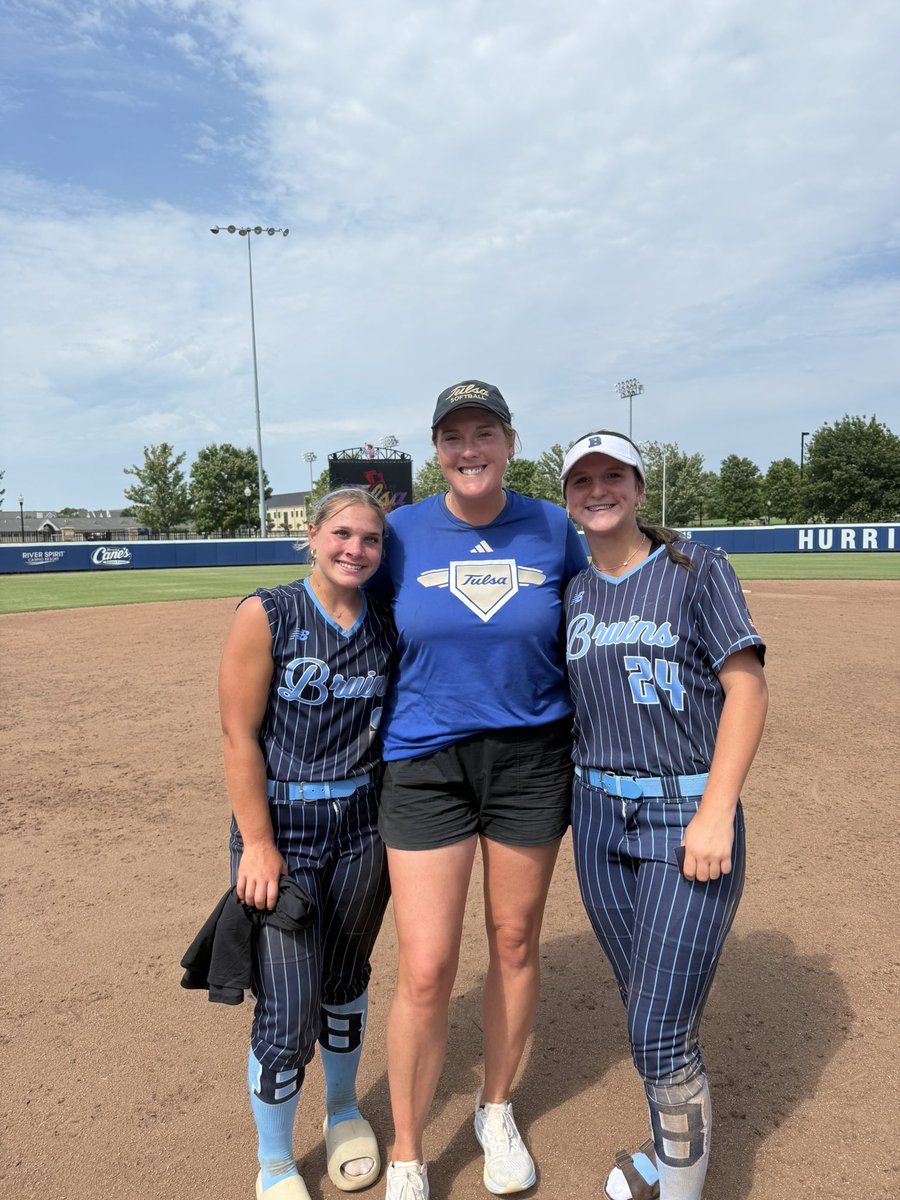 Had a great day <a href="/TulsaSoftball/">Tulsa Softball</a> Camp yesterday! Thank you <a href="/Strimp25/">Crissy Strimple</a>, <a href="/CoachDreswick/">Jess Dreswick</a> and other coaches and players for hosting! Having my girl <a href="/KMills2027/">Kaleigh Mills</a> made it that much better!