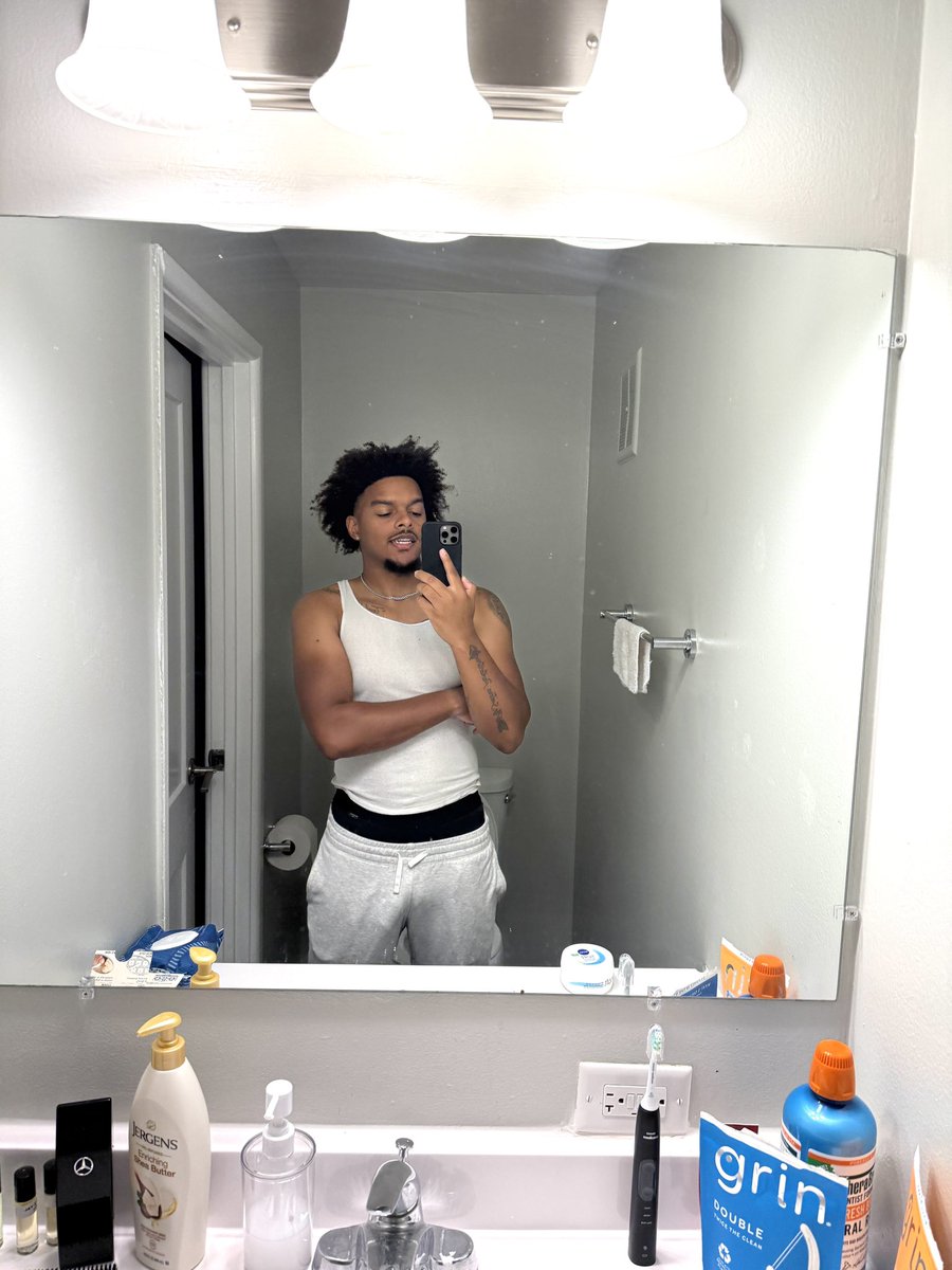 Gah Dayum™️ tweet media