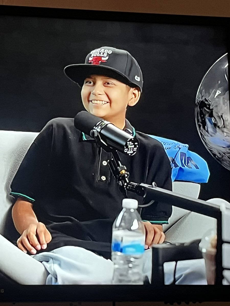 RDansi09's tweet photo. Alam te Admiro muchísimo 🥺🫡 eres un niño con mucha aura súper increíble y un corazón muy muy grande 🤍
Que guerrero y que buen humor te manejas a pesar de la situación en la que vives, eso dice mucho de ti campeón 🫡⚡️
#Pdspcam #Upcam https://t.co/VArikndR4p