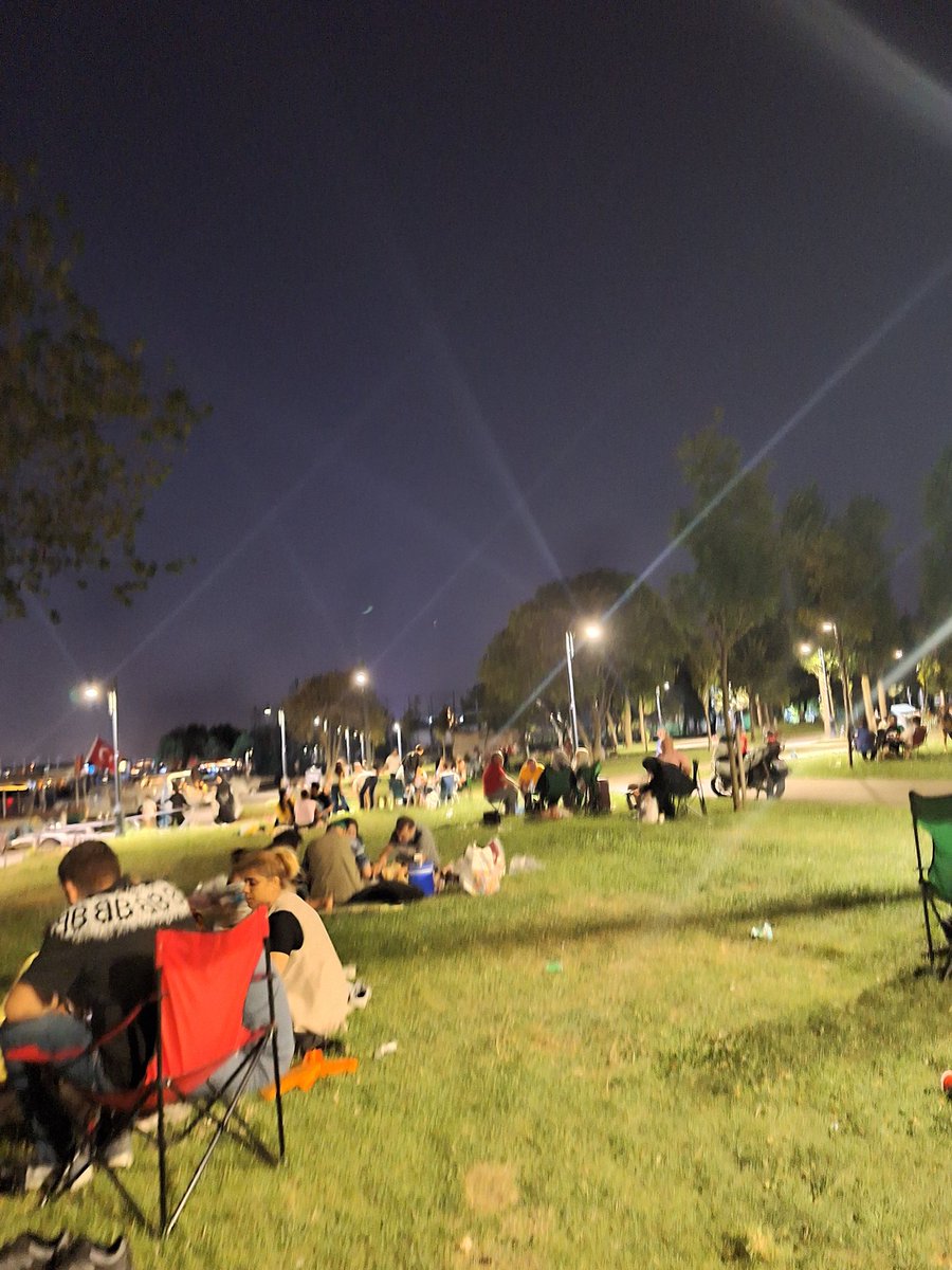 Baıkesir de 6,1 deprem meydana geldi #İstanbul da sağlam hissedildi #GecmisOlsun #balikesir #GecmisOlsun #Istanbul