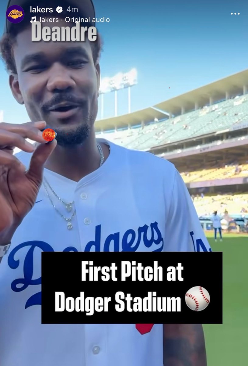 Merdok2000's tweet image. Deandre has no chill bro

#Dodgers #Lakers