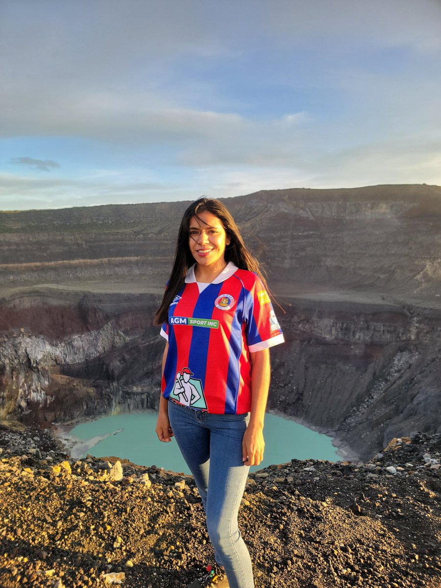 Amaneciendo en la cima 😎💙❤️⛰️