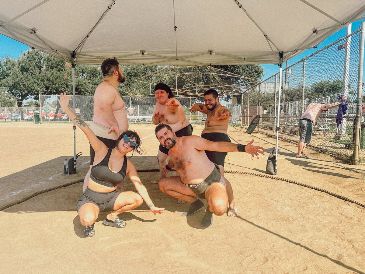 Built Texas tough! ☀️🐴 

#dallas #ダラス #sumo #相撲 #texas #テキサス #startingsumo #アマ相撲 #女相撲 #unitedstatessumo