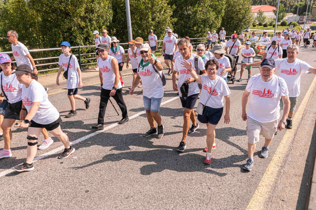 🚶‍♀️🚶‍♂️La Marcha Bulevar Ronda en Fiestas ha cumplido 15 ediciones y hoy, a pesar de recortar el recorrido por la alerta de calor, los participantes no quisieron perderse esta cita
#MarchaBulevarRonda #FiestasVirgenGrande #LaPatrona #Torrelavega #Torrelaveganízate