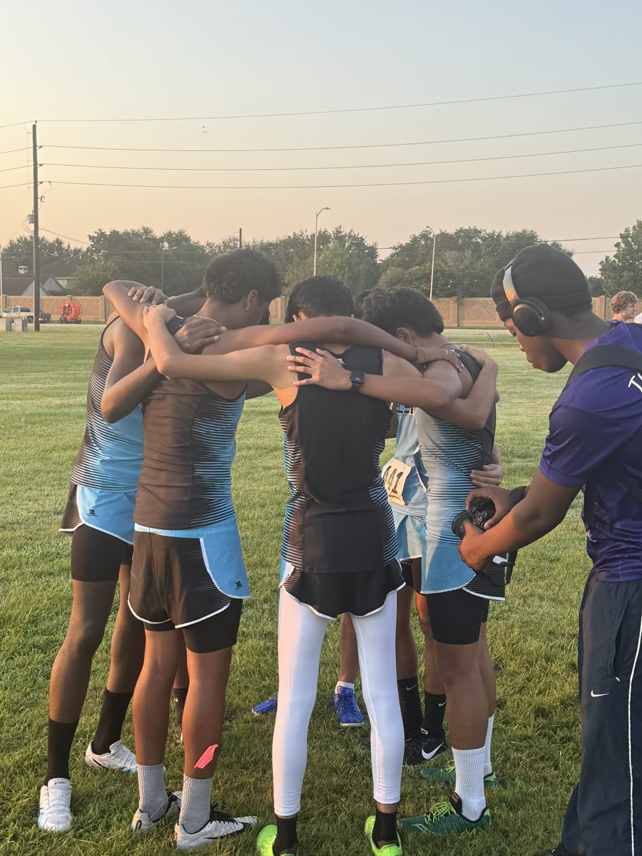 Mighty Rams Track / XC tweet media