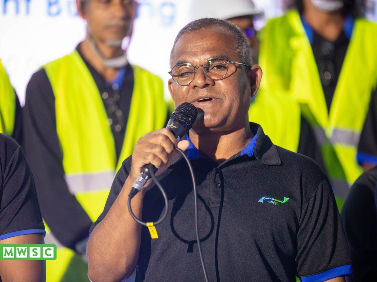 MWSC_Official's tweet photo. Managing Director @amathyn, together with board members and long-serving MWSC staff, kicked off the construction of 10,000 CBM RO Plant building today at the Hulhumalé Operations Center.
#MWSCAsaasee https://t.co/kykqlluPsi