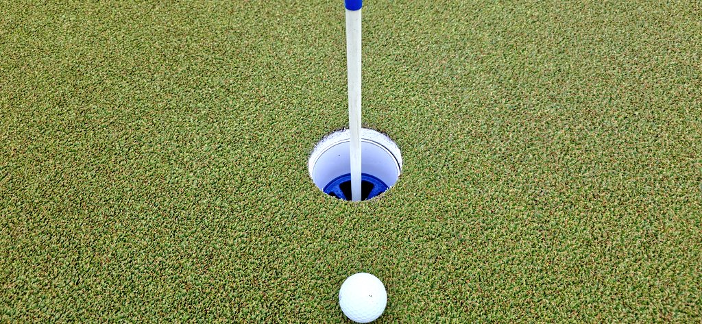 turfmonkeyboy's tweet photo. Back from working on the road the latter part of the week. Harbourside looking pretty good, thanks to the Supers and the CRU. Special thanks to the TECHKNOWS for the #cutline. Trying not to live and die on one measurement but firmness is really soft if you know what I mean https://t.co/V3w8jGZqEW