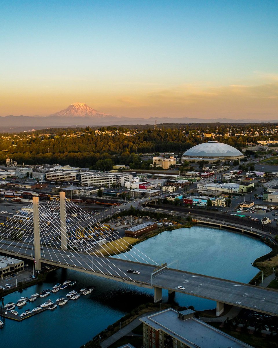 There’s no place like home. 💛 From Mt. Rainier to the Tacoma waterfront, we’re proud to serve this incredible community every single day. 
Drop a 🌞if you’re loving this PNW summer!