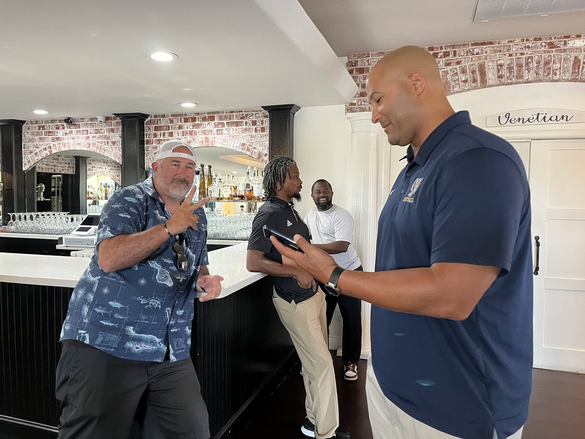 SacBee_JoeD's tweet photo. Always a spirited event for the National Football Foundation’s kickoff breakfast for @cifsjs football. 
Coaches of all ages and walks of life. Retired legends such as the ageless Frank Negri, Al Hooker, Max Miller, Ron Barney, more.
Theme: appreciate the role of coach &amp; the sport https://t.co/WypLSiFT0l