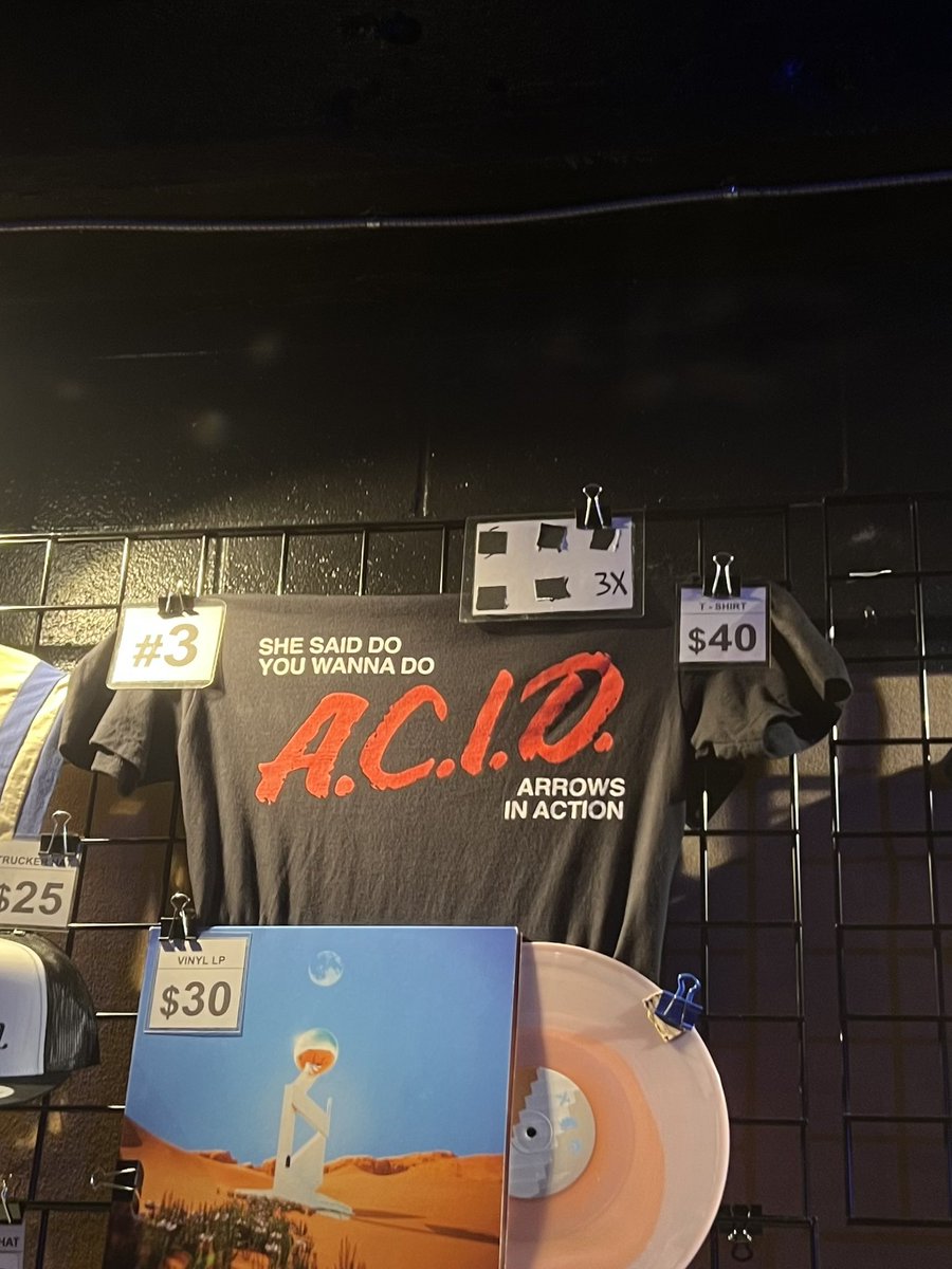 276_eli's tweet photo. nearly sold out i’m gonna cry https://t.co/EvBOFdlrCG