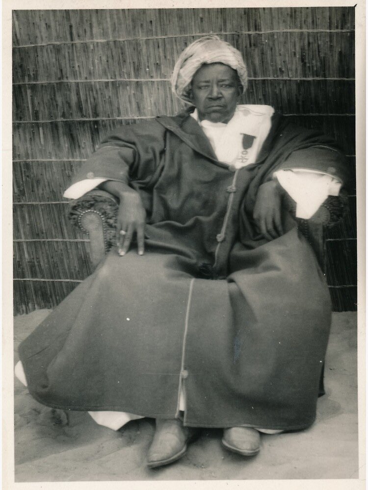 sheex_modou_mbk's tweet photo. Aka baaax ! 

Boudee ngëneel ci deret la Boroom Touba ag Sokhna Awa Bousso doyna ngënéel ,
BUDEE ngënéel amug Taalibei la , yaa jaay sa ñjureel jënde aG Taalibei 

BUDEE ngënéel ci ci jikko la , koo bokkal jamono seeedei na  sag tab ag sayy jikko yu rafett.

يؤتيه من يشاء https://t.co/wQgWczAdEu