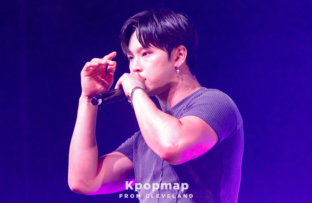 Kpopmap's tweet photo. Check out Kpopmap's exclusive coverage of ONEUS' "H_OUR, US" concert in Cleveland.πΈ
The full review and more photos are available at the link below.β¬οΈ
https://t.co/zPMDAWzhnj
#ONEUS #H_OUR_US #2025ONEUSWORLDTOUR #ONEUSinCleveland https://t.co/y1O0iptXJm