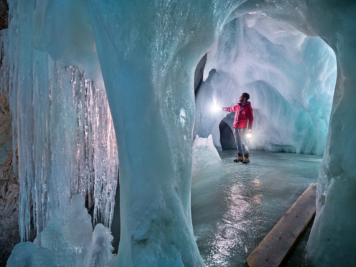 AustriaInPH's tweet photo. Getting tired of the summer heat? Why not explore the largest ice cave in the world!🧊🇦🇹

The Eisriesenwelt in Werfen gives you a look into a world made of ice inside of the mountain, where the light of the lamps sparkles in the majestic ice formations.

📷: Eisriesenwelt Werfen https://t.co/rnO63zi9sG