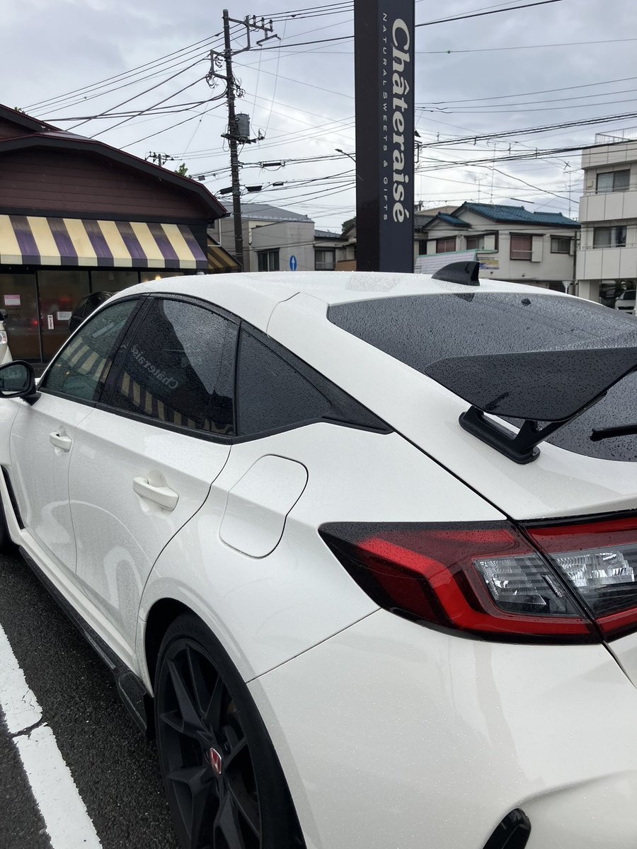 生前好きだったプリンを買って
弟の初盆

君の分まで生きるを楽しむからね