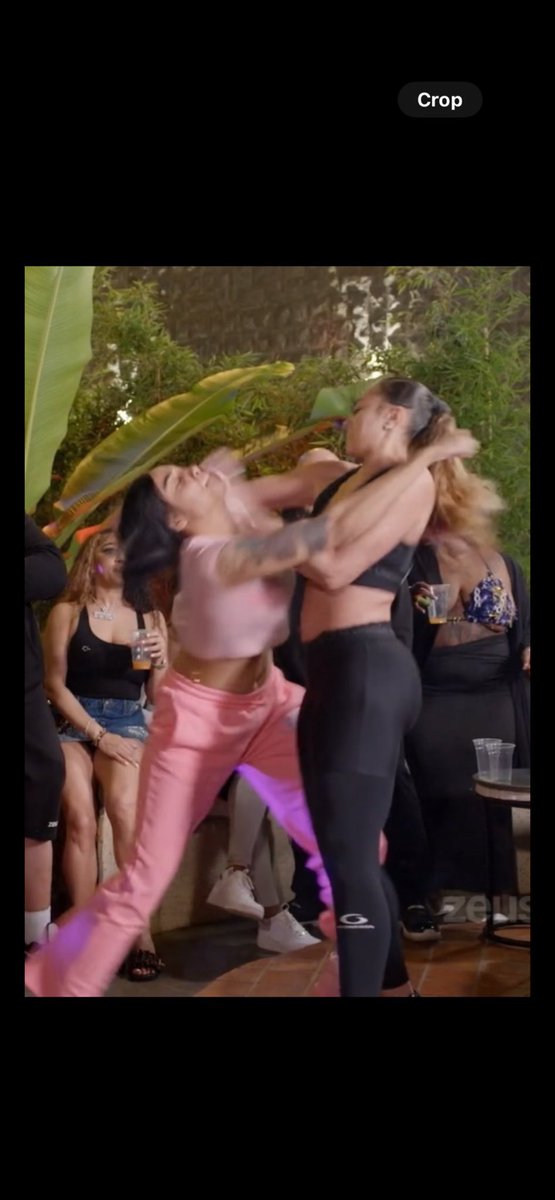 jSNyC13's tweet image. SCOOOOTTTYYY ATE DOWN!!!!!!    👏👏👏#soproud #BaddiesAfrica #zeusnetwork #scottywiththebody @ScotlyndRyan