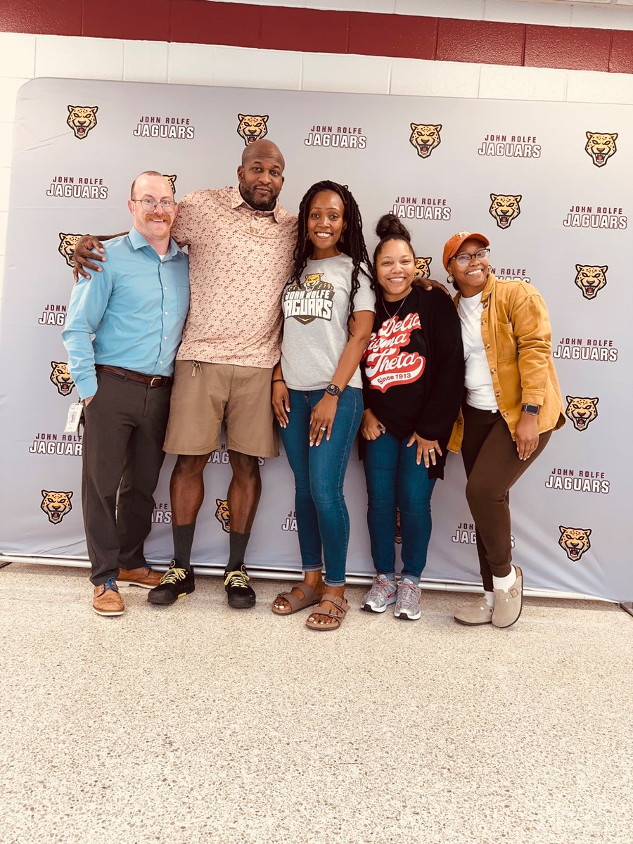 Mariah_Monk's tweet photo. We are preparing for another amazing school year filled with growth, success, &amp; fun! #ProgressThroughProcess #JagLife https://t.co/syWl4PNpqK