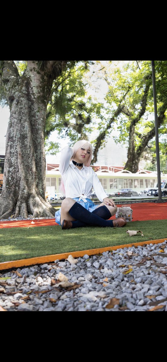 Kharol.cos tweet media