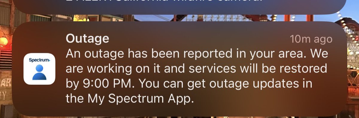 liz97t's tweet photo. spectrum has an outage at least once a month that takes HOURS to resolve, so what’s the point of paying on time to avoid service interruptions if the SERVICE ISNT EVEN WORKING https://t.co/9iQ6PZbvku
