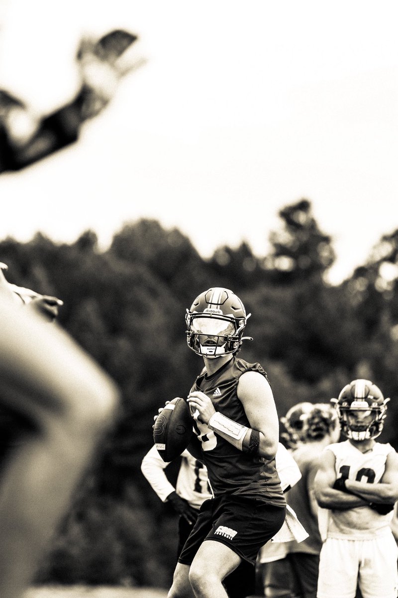 BrodieMcWhorter's tweet image. #Week1 .. THAT TIME! #TheFinale ⚔️  @Gates_CassHC ⏳